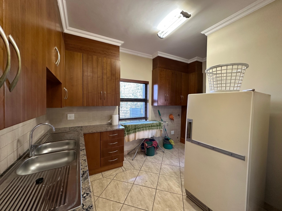 5 Bedroom Property for Sale in Xanadu Eco Park North West